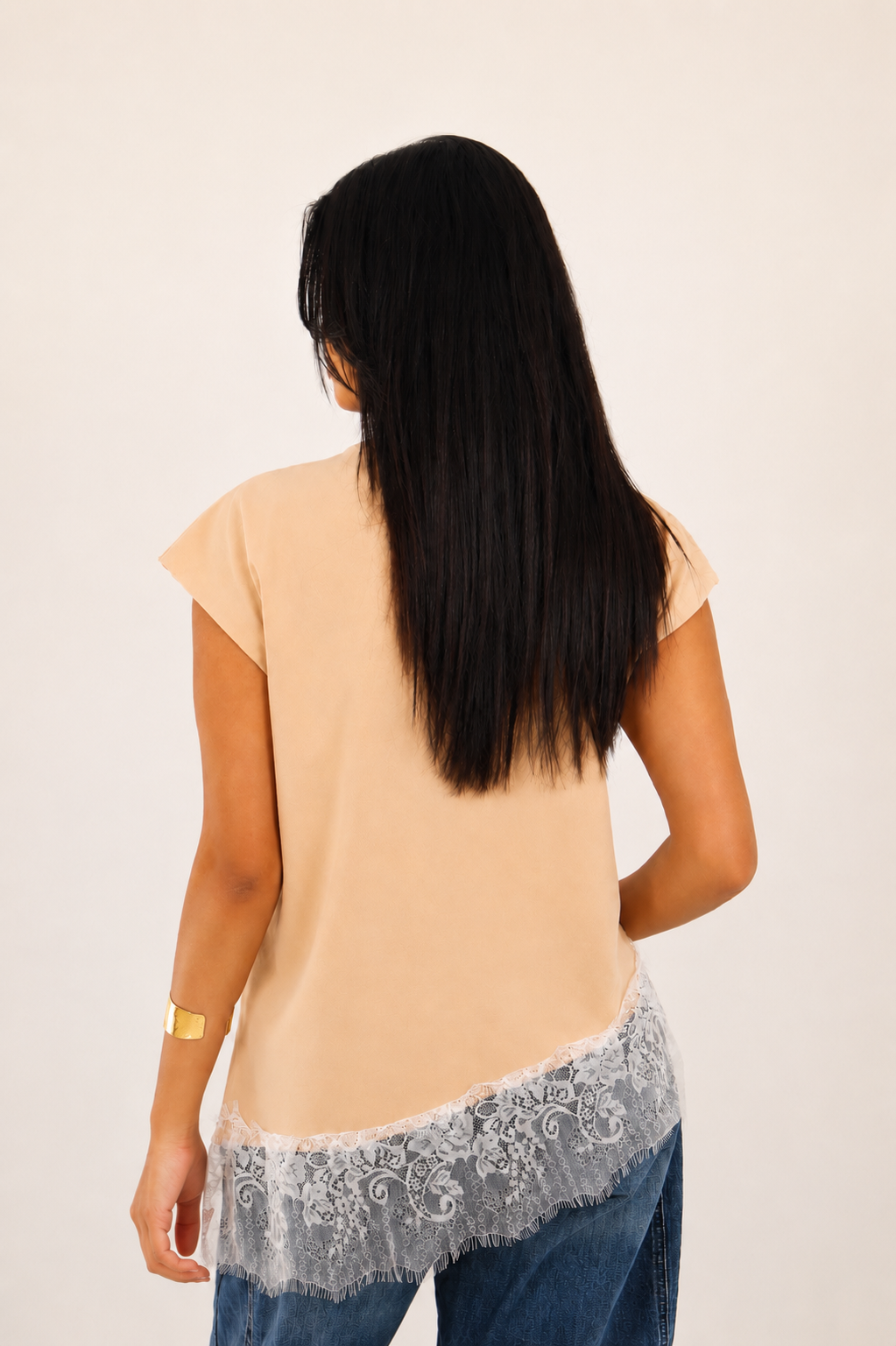 JALOVÉ Lace Cut Tee