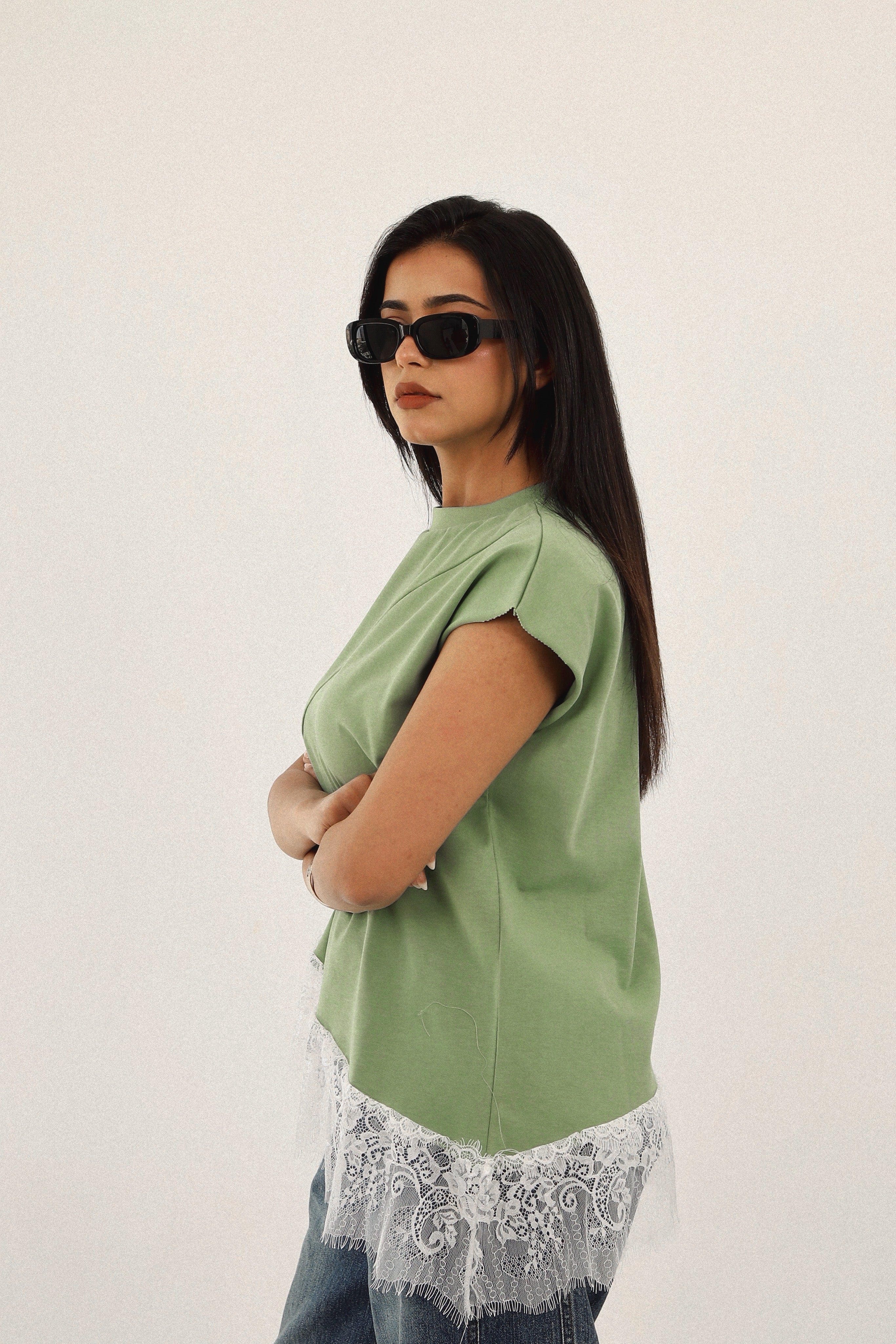JALOVÉ Lace Cut Tee