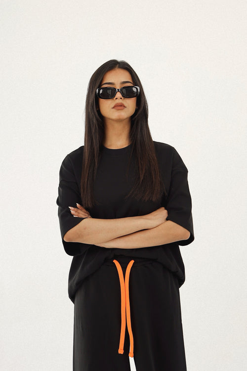 Black Oversize Essential Tee